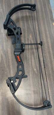 Bear Archery Youth Brave 3 Compound Bow Set